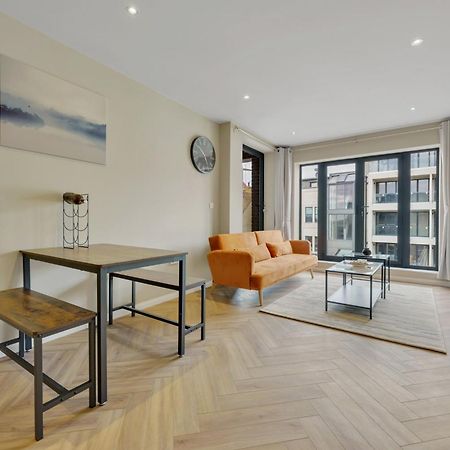 Oyo Fine B&B Hanwell Екстериор снимка