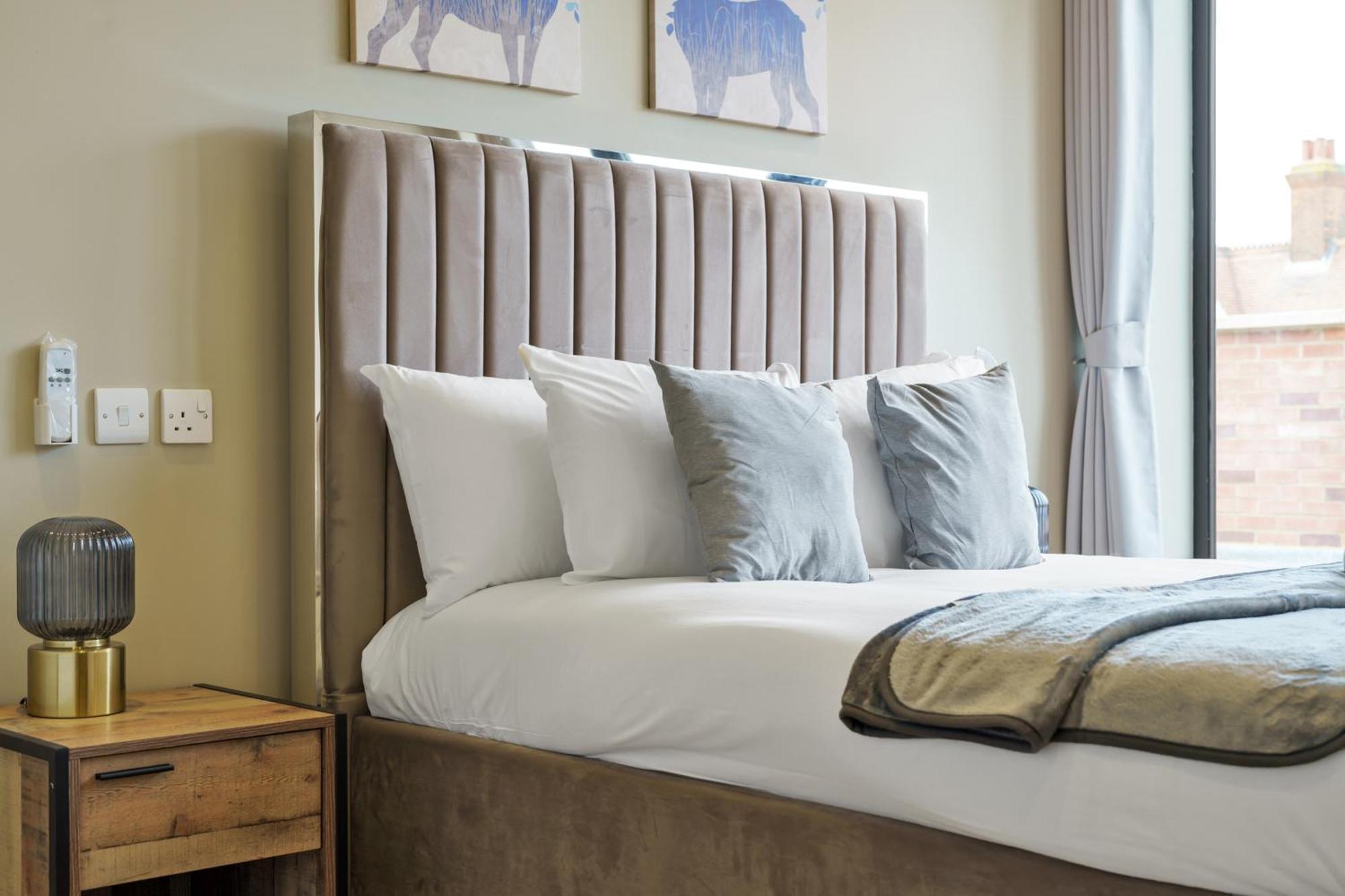 Oyo Fine B&B Hanwell Екстериор снимка